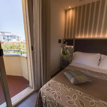 Cavour 3*