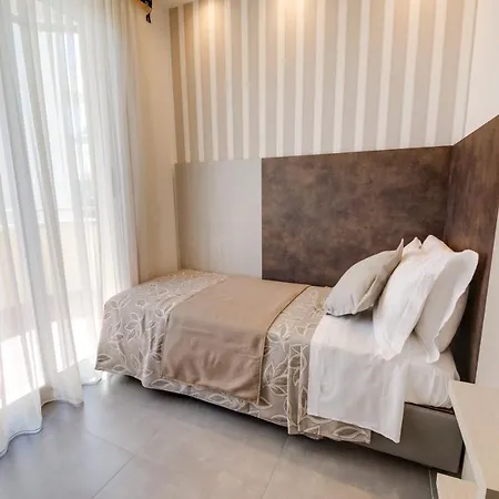 Cavour Hotel 3*